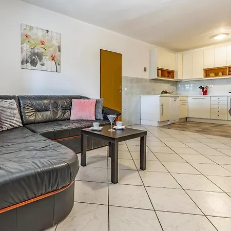Awesome In With Wifi Casa vacanze Medolino